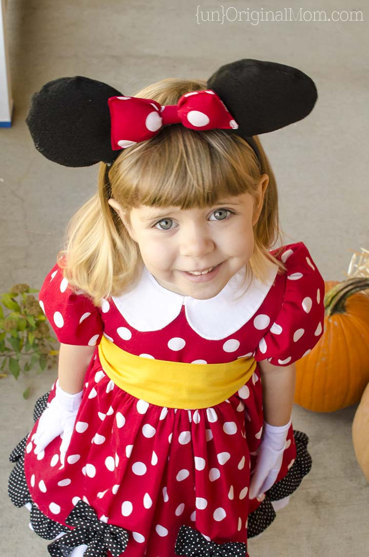 Minnie Mouse DIY Costume
 The Perfect DIY Minnie Mouse Costume unOriginal Mom