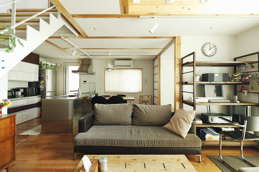 Modern Japanese Living Room
 35 Cool and Minimalist Japanese Interior Design