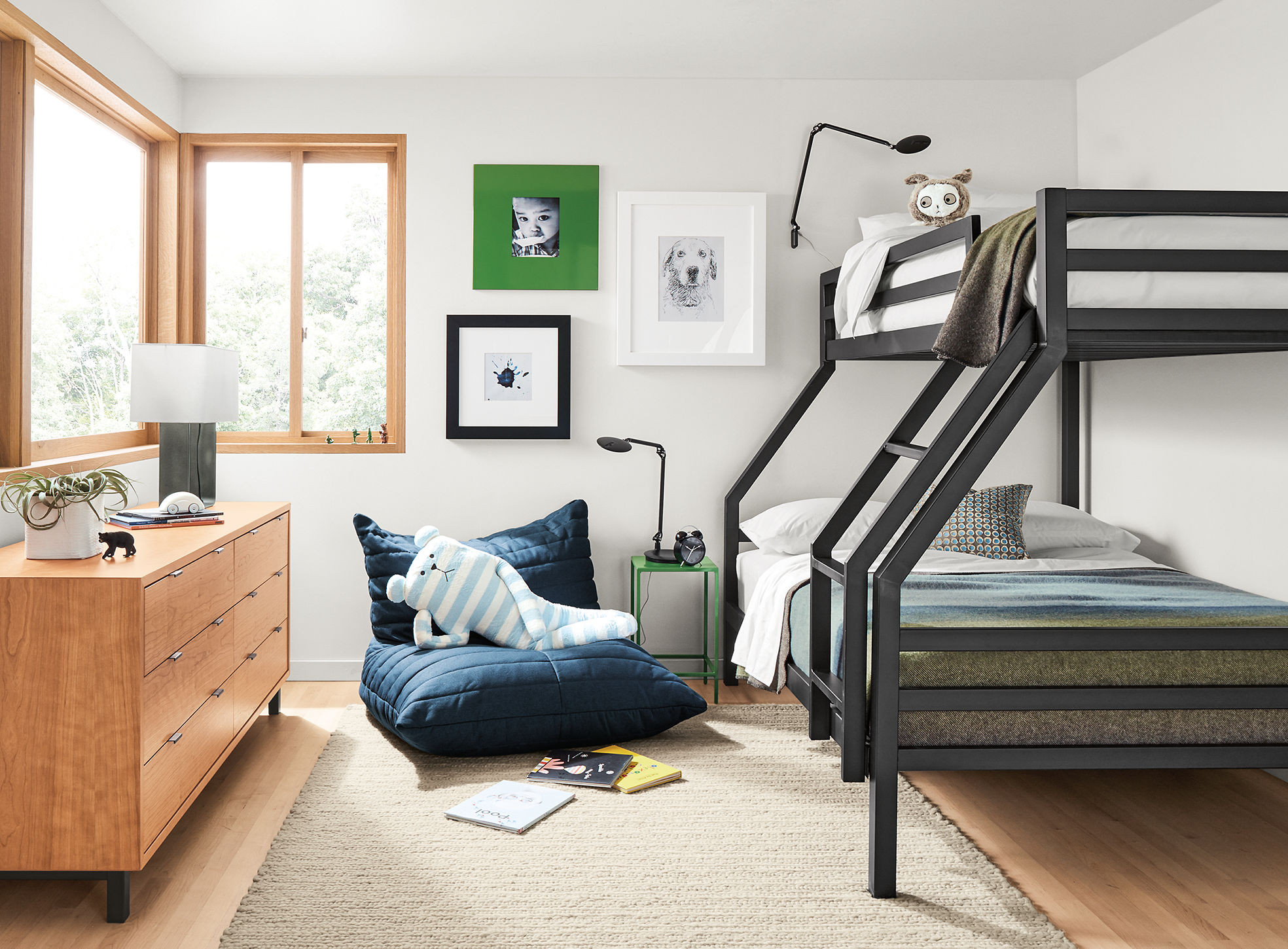 Modern Kids Room
 4 Kids’ Room Improvement Tips that Interior Designers