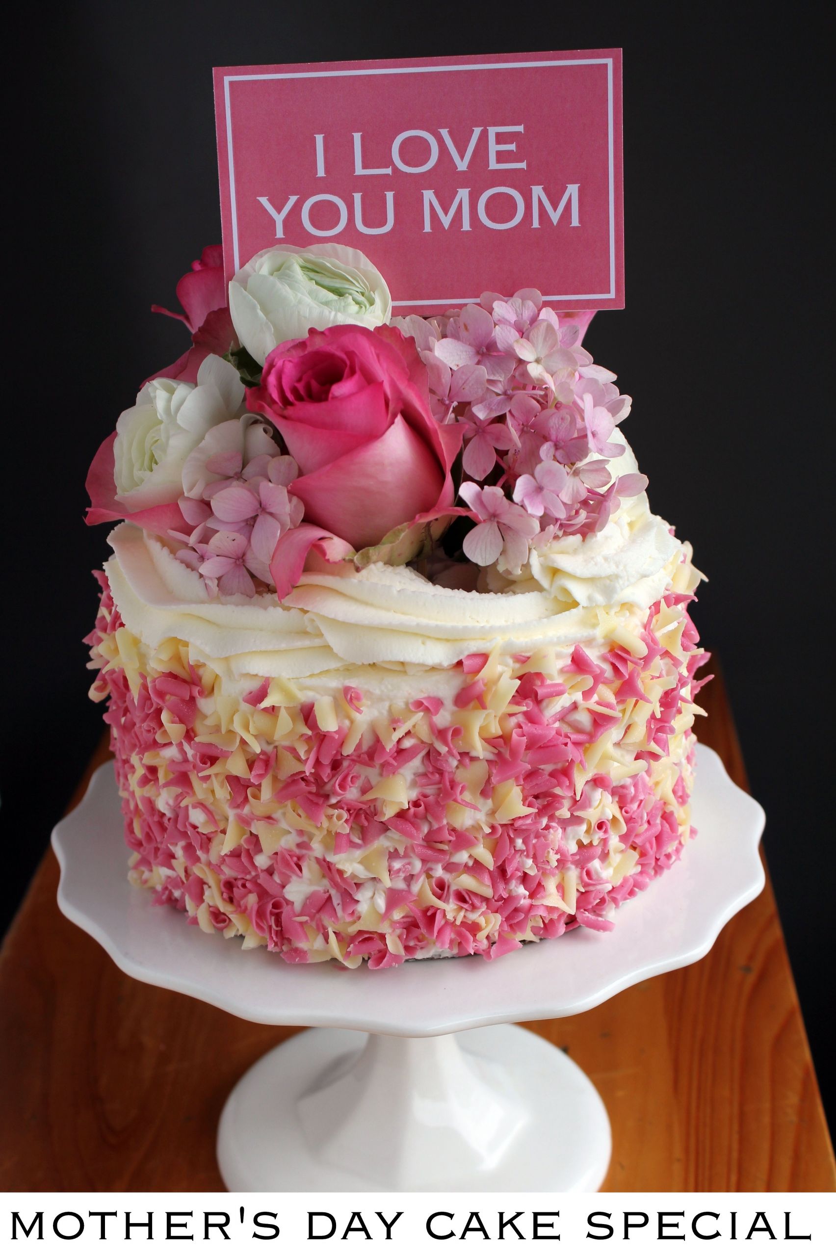 Mom Birthday Cake
 A Baker’s Dozen of Ways to Say “I Love You” to Mom