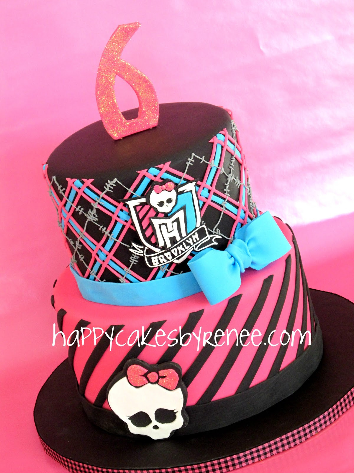Monster High Birthday Cake
 Happy Cakes Bakes Monster High Themed Cake