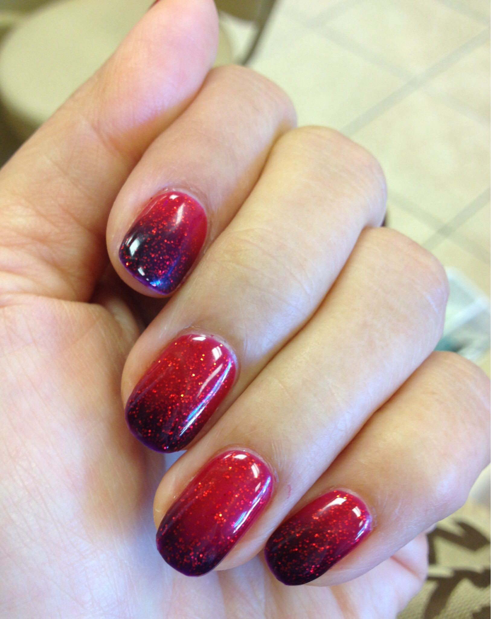 Mood Nail Colors
 Scarlet Stars by Perfect Match MOOD Color Changing Gel