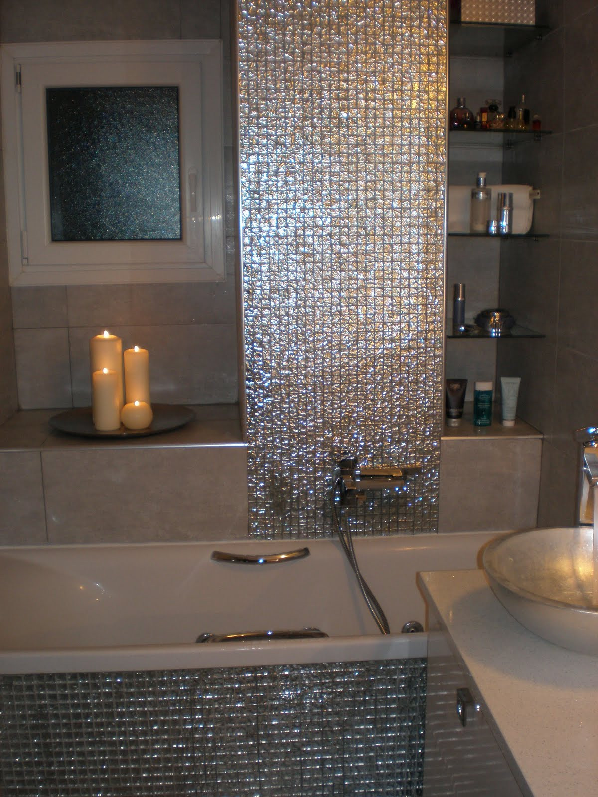 Mosaic Tile Bathroom
 Mosaic Bathrooms Decoholic