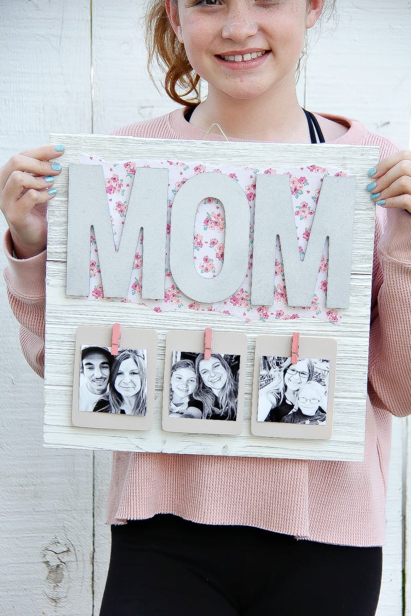 Mother Day Gifts DIY
 Creative Mother s Day Gift DIY Pallet Picture Frame