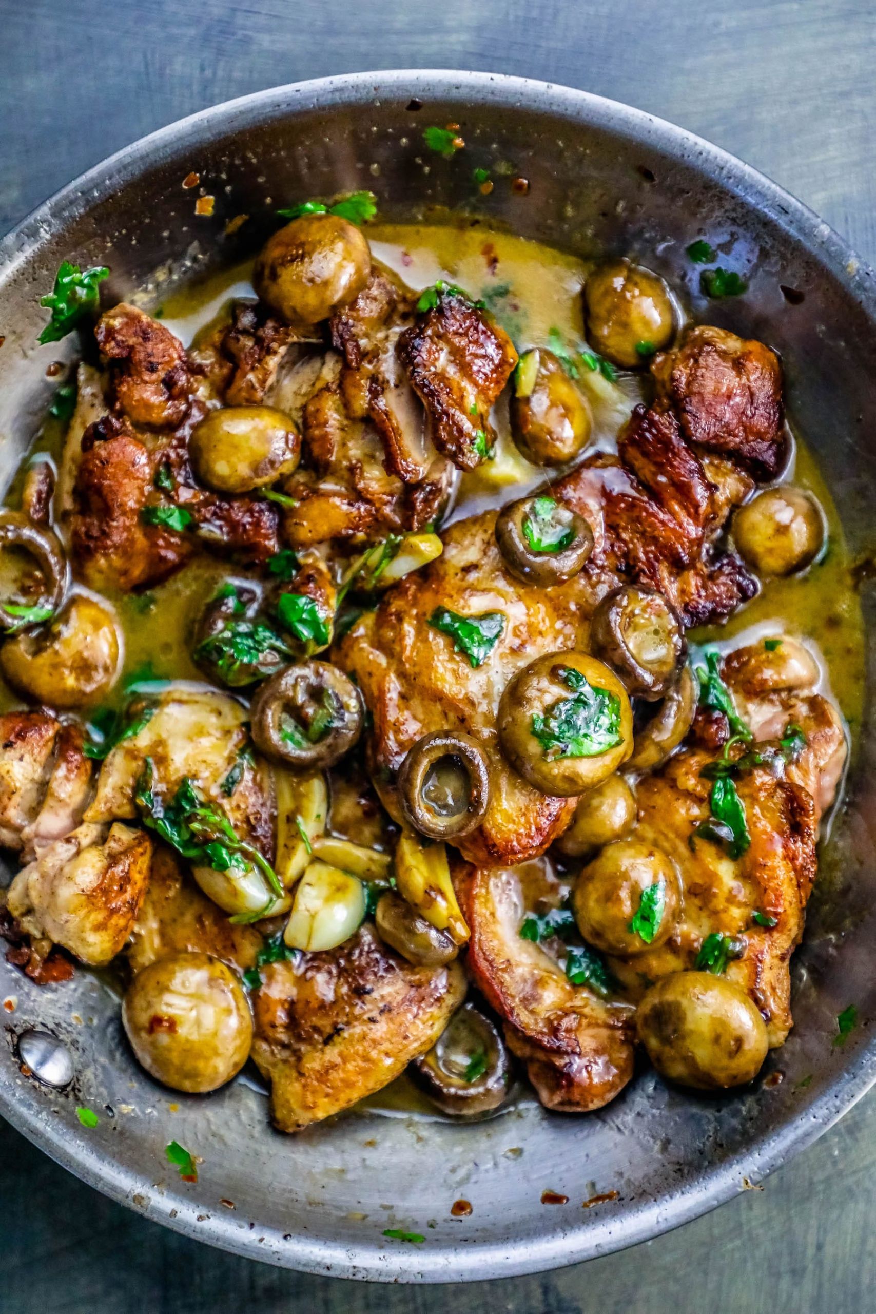 Mushroom Recipes Easy
 e Pot Garlic Butter Chicken Thighs and Mushrooms Recipe