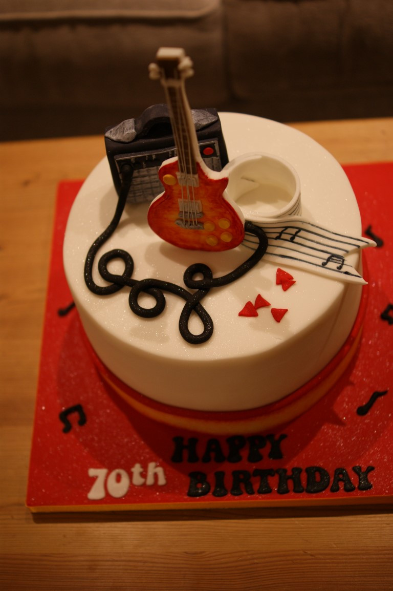 Music Birthday Cakes
 Musical Birthday Cake Bakealous