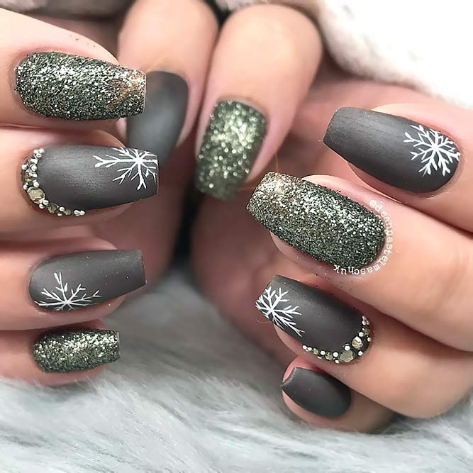 Nail Designs With Rhinestones And Glitter
 50 Christmas Nails Designs For Much Joy