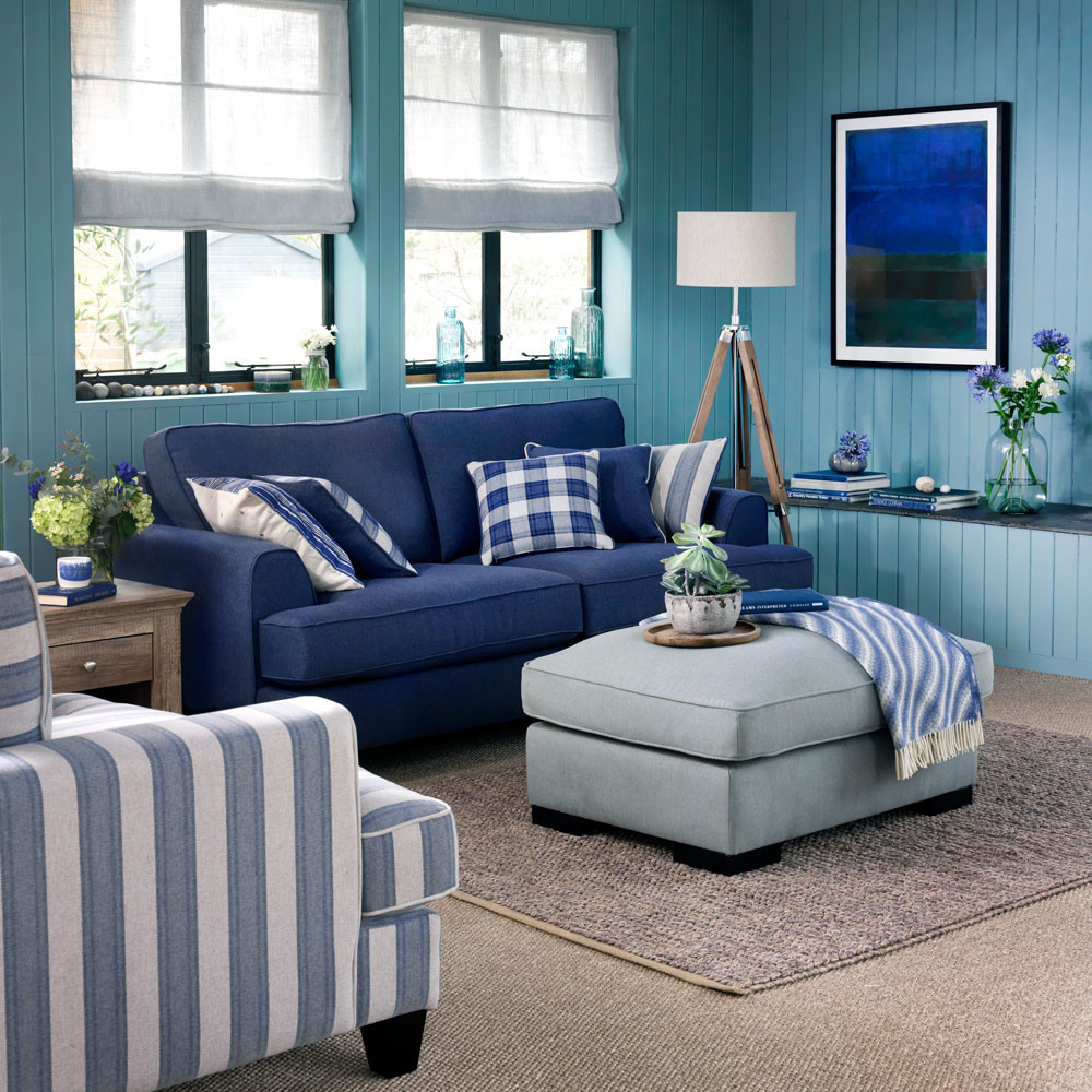 Nautical Living Room Ideas
 Coastal living rooms to recreate carefree beach days