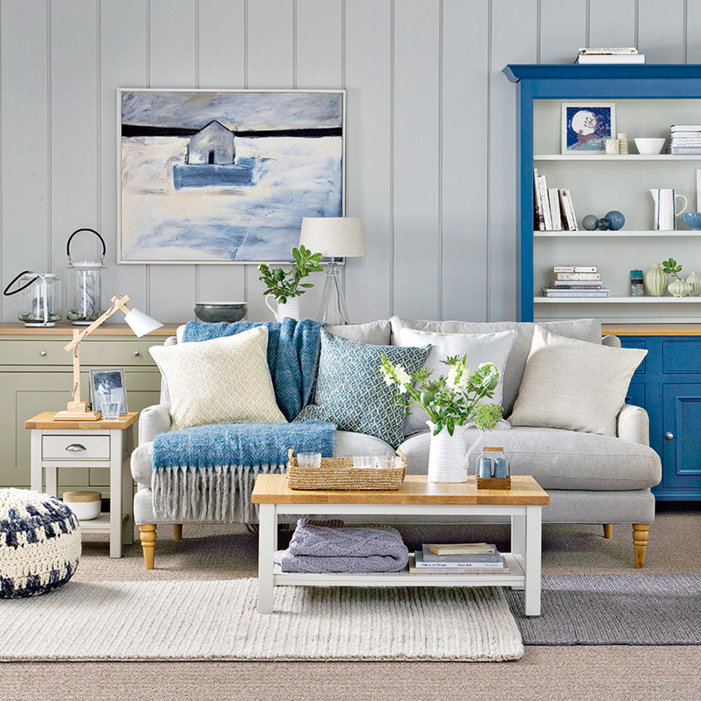 Nautical Living Room Ideas
 Coastal living rooms to recreate carefree beach days