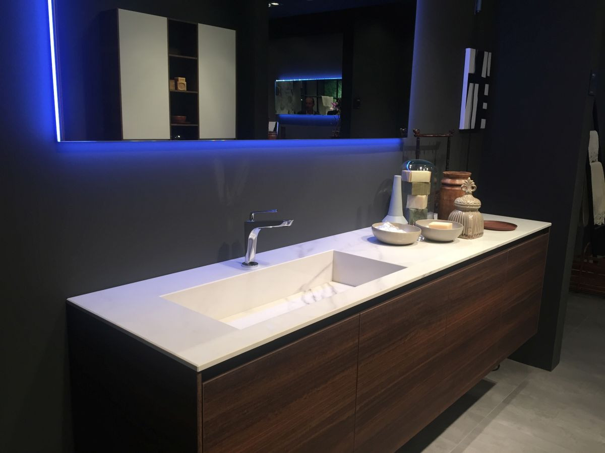 New Bathroom Vanity
 Stylish Ways To Decorate With Modern Bathroom Vanities
