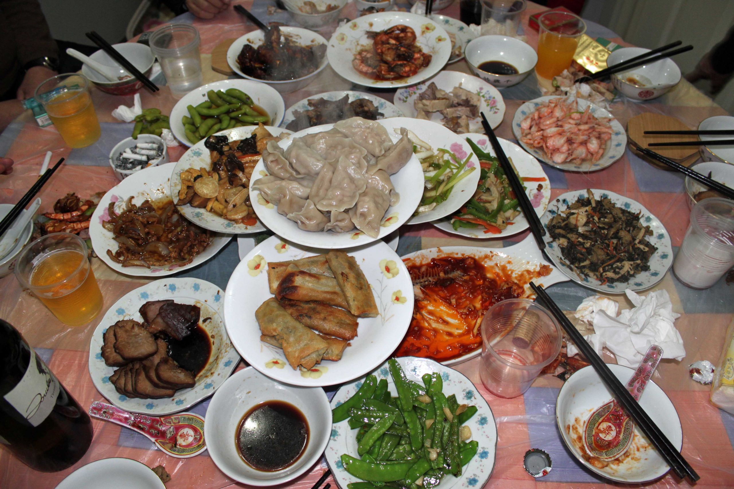New Year'S Eve Dinner
 新年快乐 Xin Nian Kuai le Happy Chinese New Year