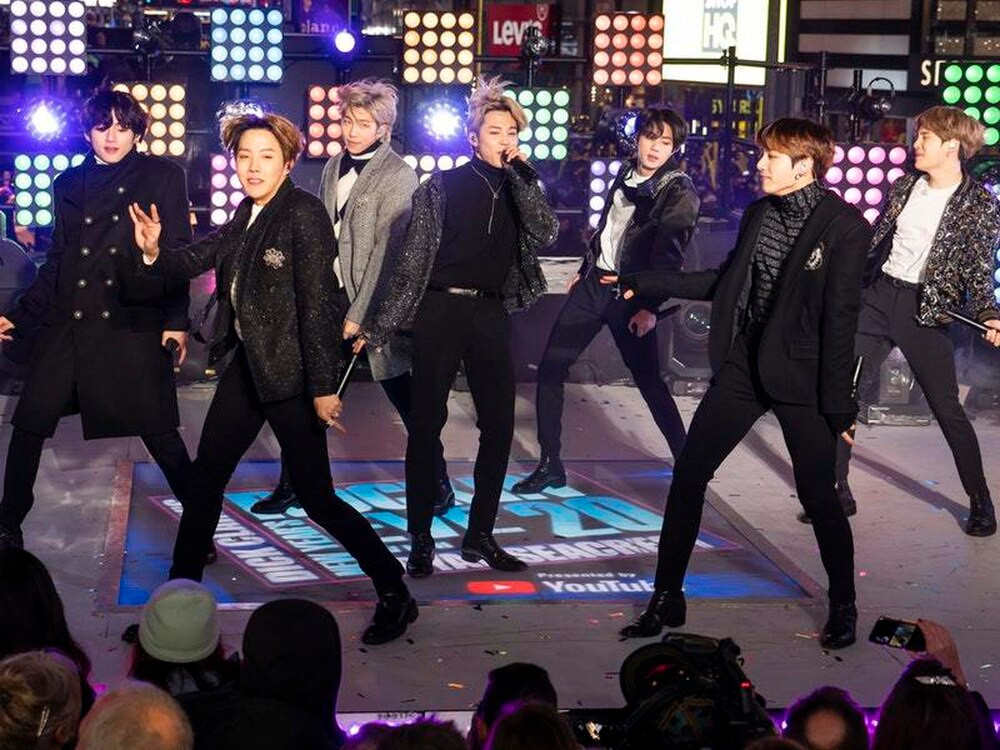 New Year'S Eve Dinner Nyc 2020
 BTS wow fans with New Year’s Eve performance in Times
