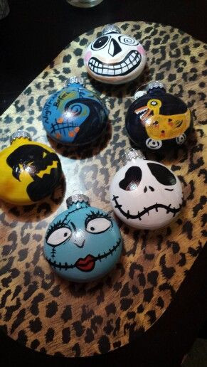 Nightmare Before Christmas Ornaments DIY
 Just made these for my nightmare before Christmas tree