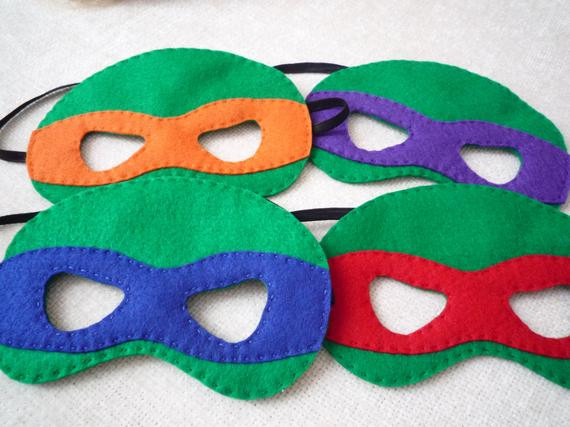Ninja Turtle Masks DIY
 Felt Ninja Turtle Mask