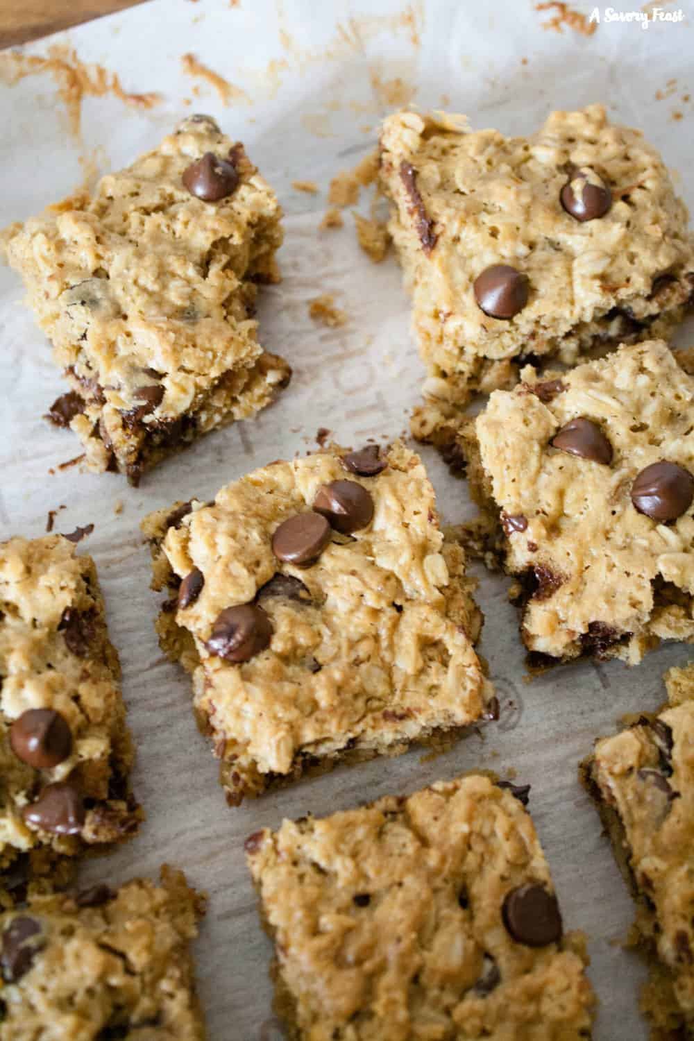 Oatmeal Breakfast Bars Recipes
 Healthier Oatmeal Peanut Butter Chocolate Chip Breakfast Bars