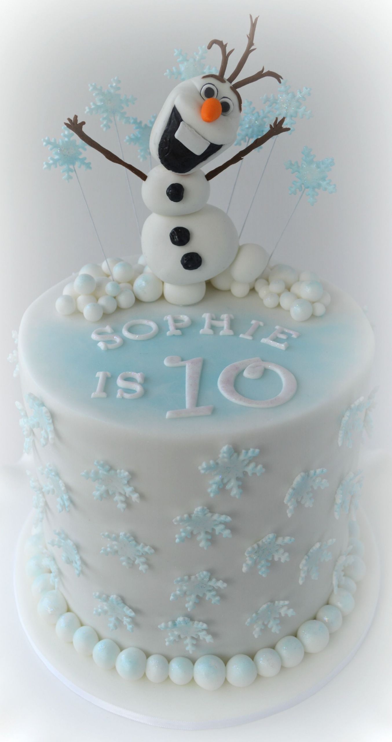 Olaf Birthday Cake
 Olaf birthday cake x