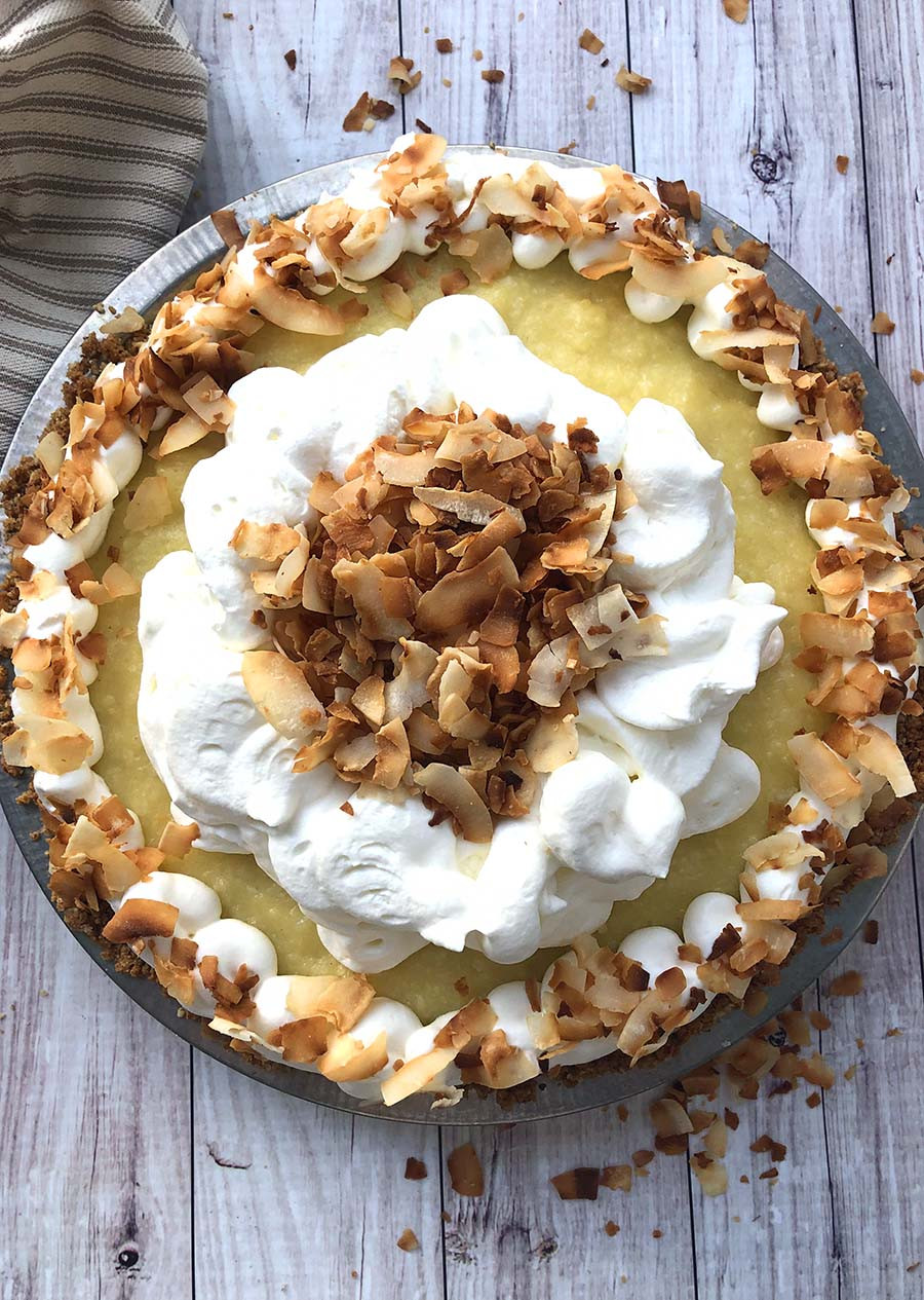 Old Fashioned Coconut Cream Pie
 the BEST Old fashioned Coconut Cream Pie ⋆ NellieBellie