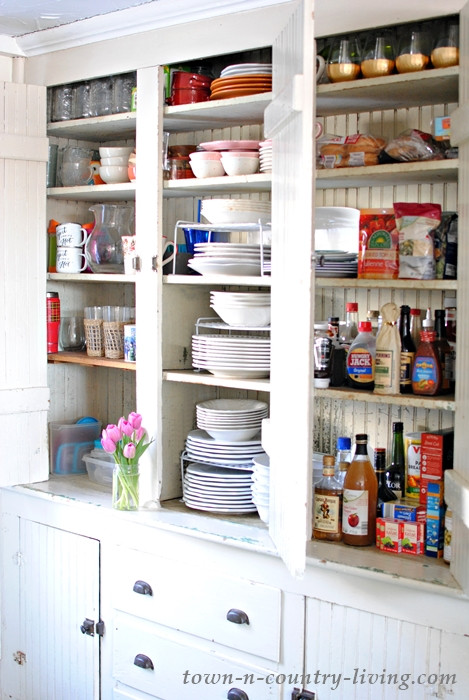 Organize Kitchen Cabinets
 Organizing Kitchen Cabinets in Five Easy Steps Town