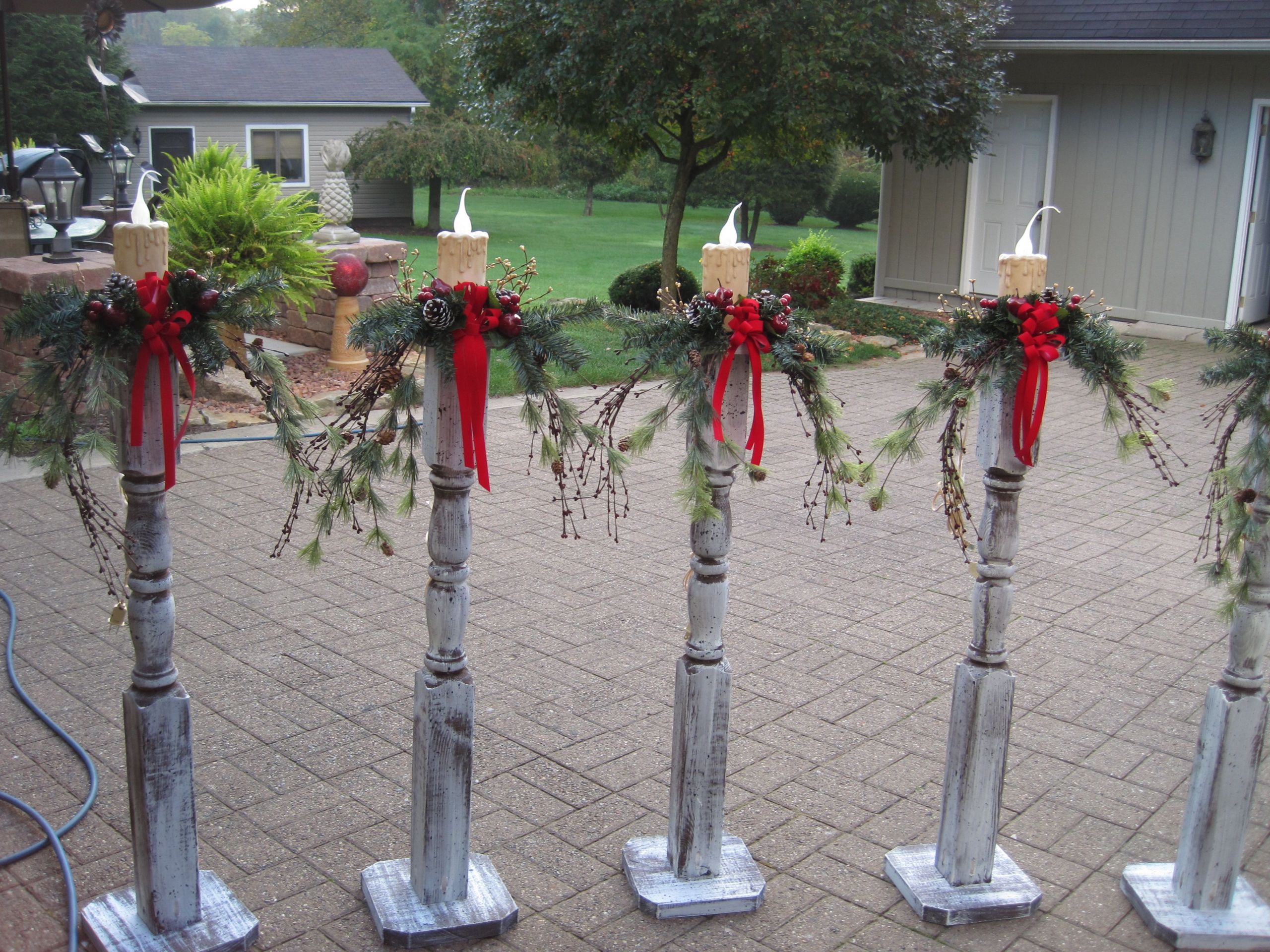 Outdoor Christmas Lamp Post
 CHRISTMAS LAMP POST Christmas Decorating