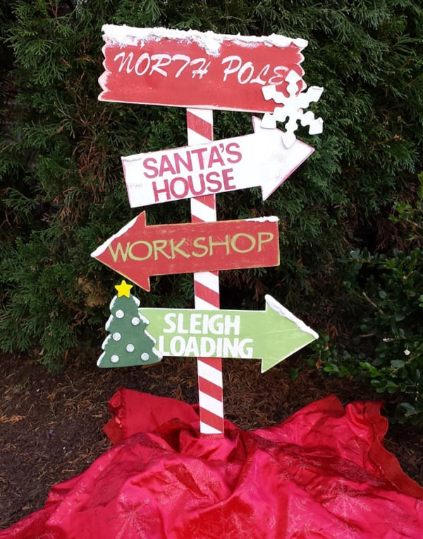 Outdoor Christmas Signs
 50 Fabulous outdoor Christmas decorations for a winter