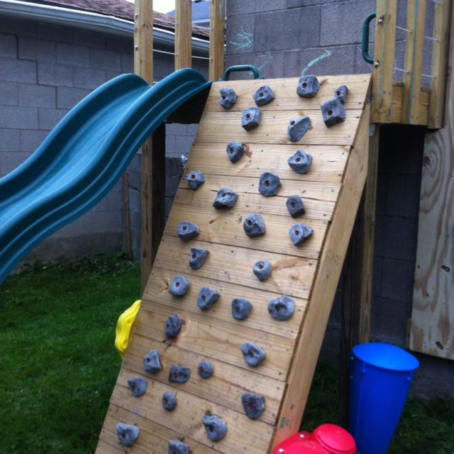 Outdoor Climbing Wall DIY
 DIY climbing wall this would be a great idea for Jeff