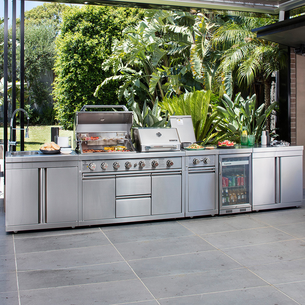 Outdoor Kitchen Bbq
 Outdoors Domain