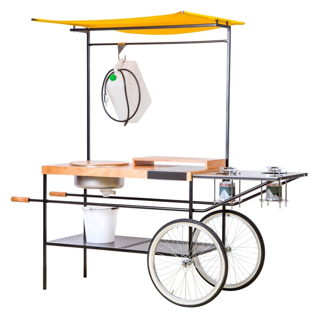 Outdoor Kitchen Cart
 Street Food Style Outdoor Kitchen in Wheels Gardenista