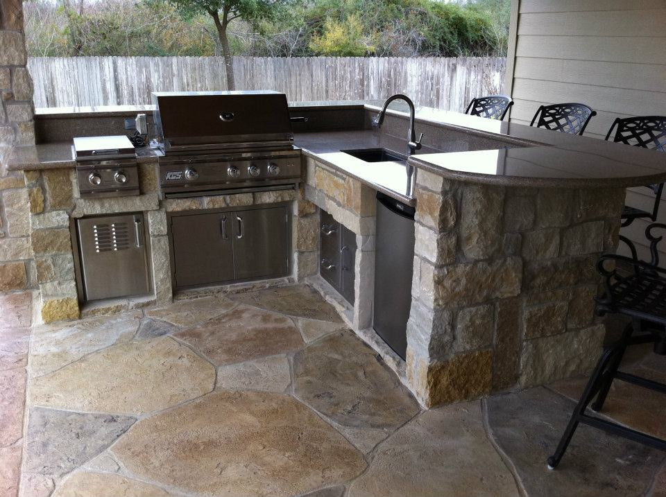 Outdoor Kitchen Countertop Material
 Tips for Choosing the Best Outdoor Kitchen Countertop