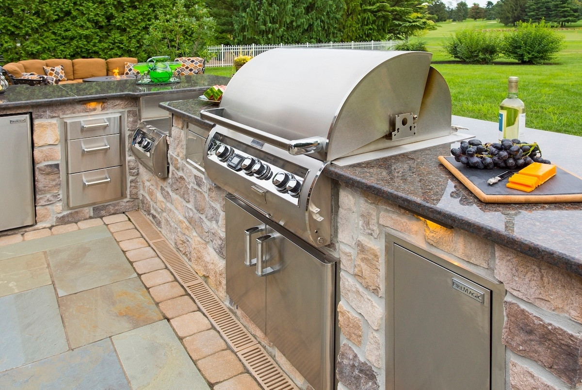 Outdoor Kitchen Countertop Material
 Outdoor Kitchen Granite Countertops Design — Randolph