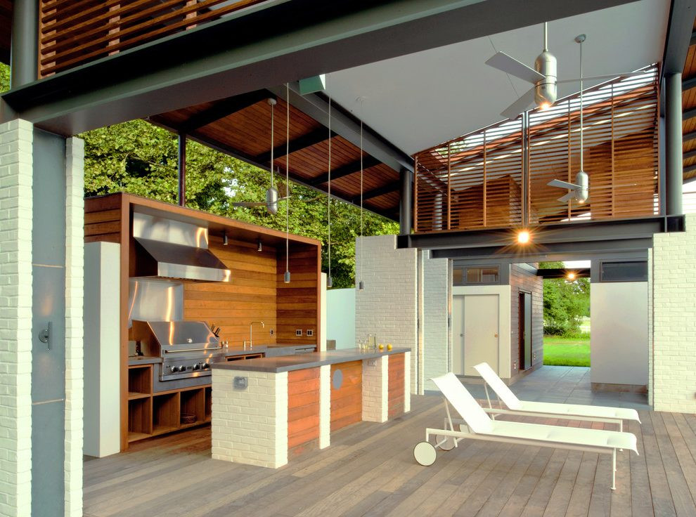 Outdoor Kitchen Designs
 30 Fresh and Modern Outdoor Kitchens