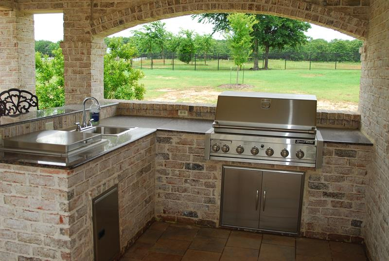 Outdoor Kitchen Grill
 25 Outdoor Kitchen Designs That Will Light Up Your Grill