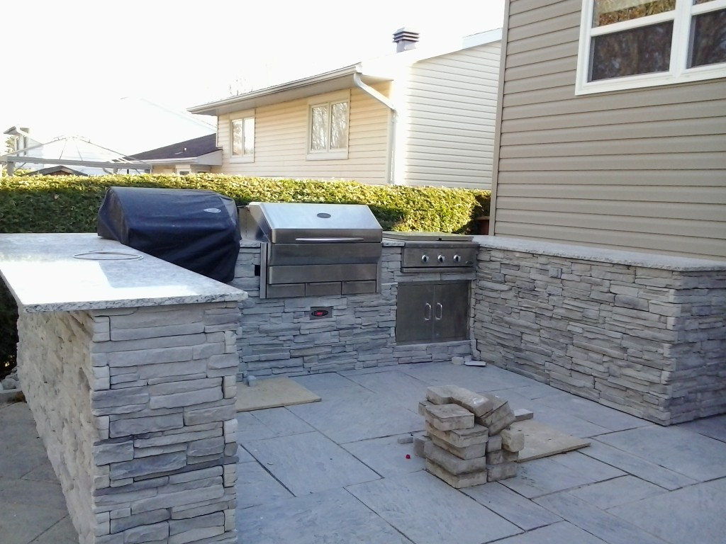 Outdoor Kitchen Grills
 Outdoor Kitchens & Our Wood Fire Grill