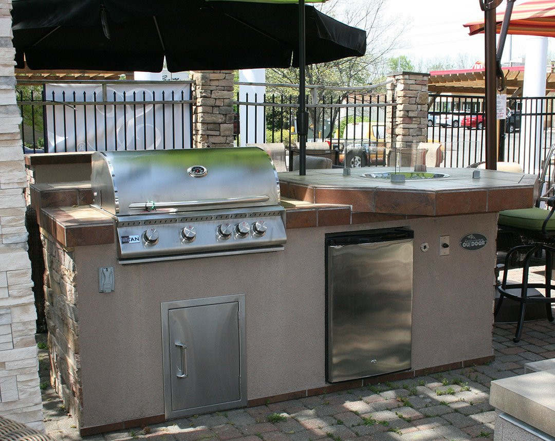 Outdoor Kitchen Island
 Outdoor Kitchen Island