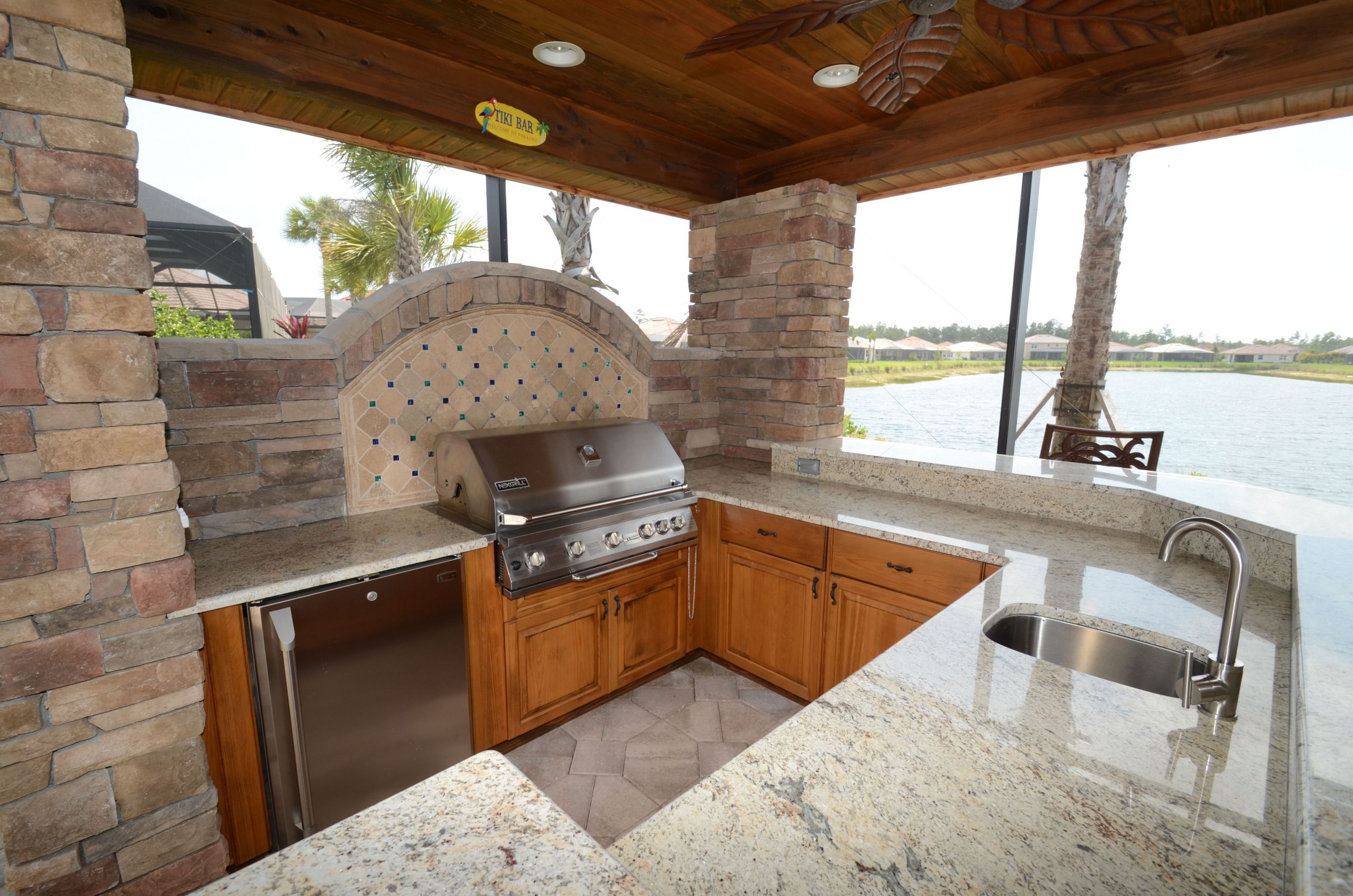 Outdoor Kitchen Naples
 Outdoor kitchen on the water by Da Vinci Cabinetry in