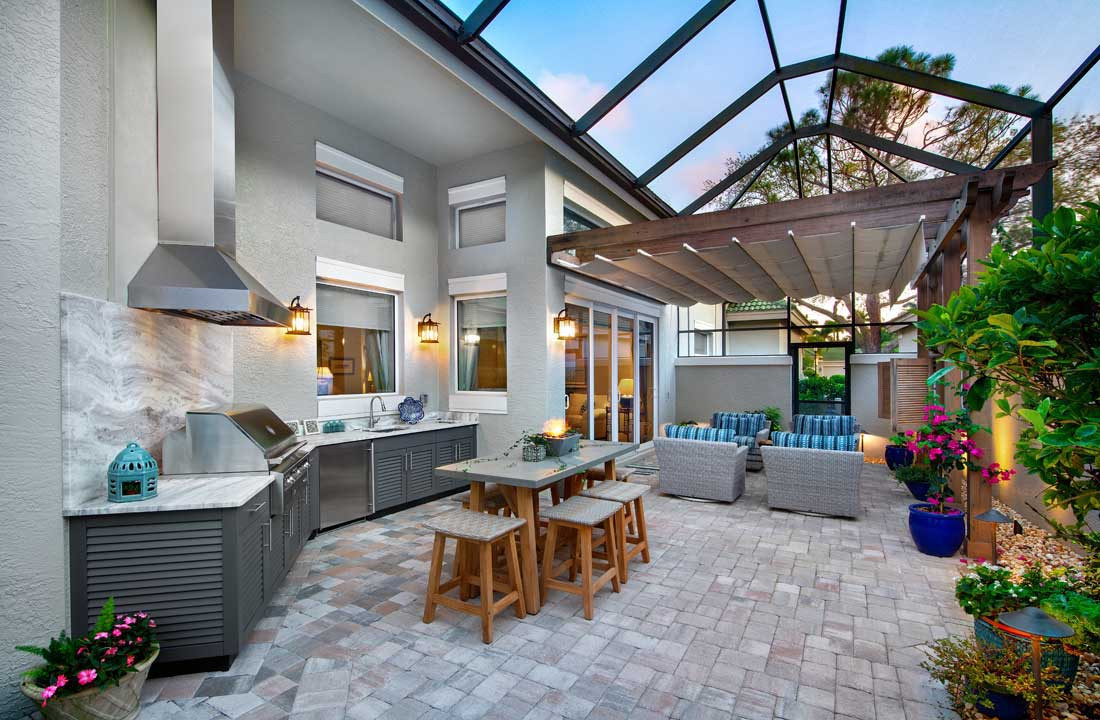 Outdoor Kitchen Pics
 8 Outdoor Kitchen Design Trends For Southwest Florida Home