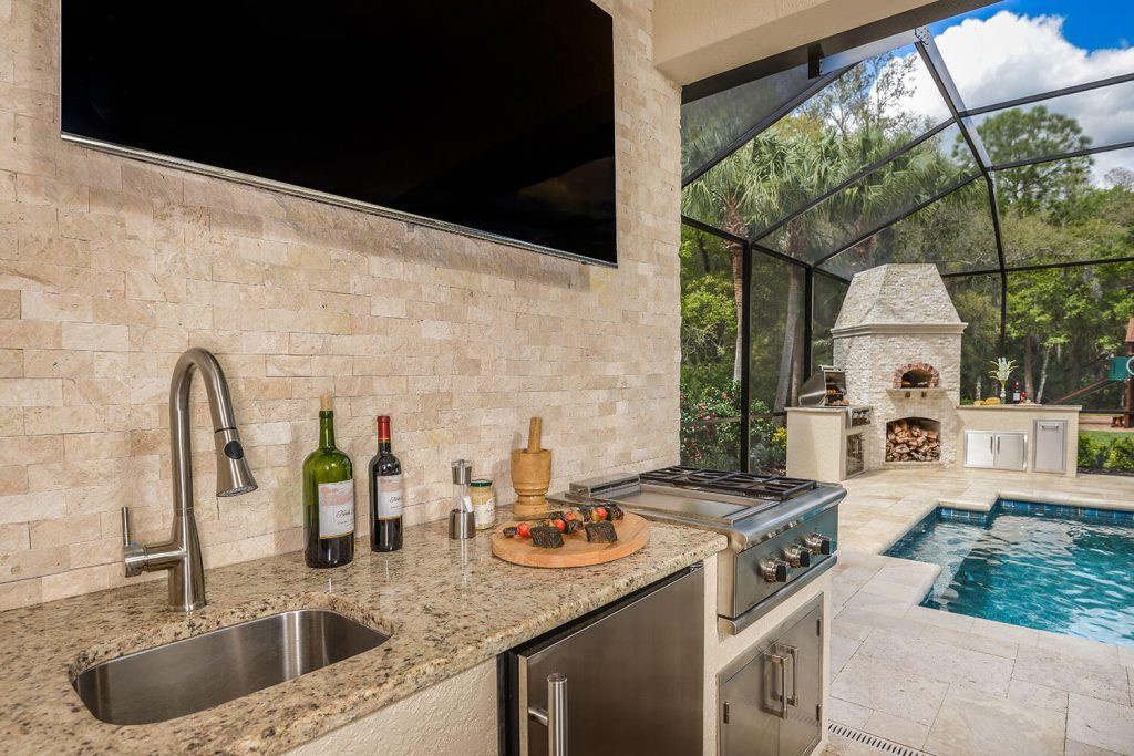 Outdoor Kitchen Tampa
 2017 Winner Tampa Bay Parade of Homes Best Outdoor Kitchen