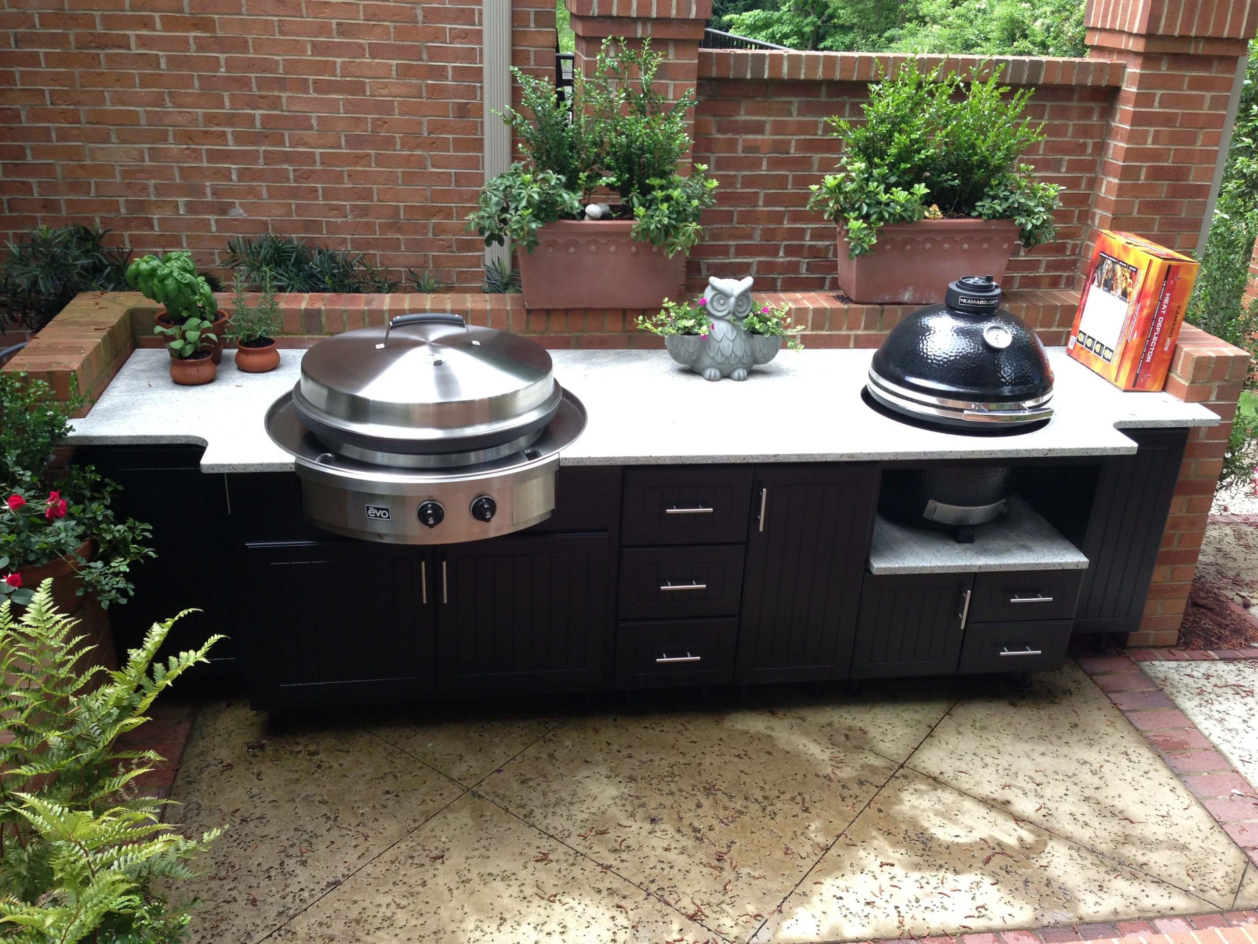 Outdoor Kitchen Units
 Best Outdoor Kitchen Cabinets Ideas for Your Home