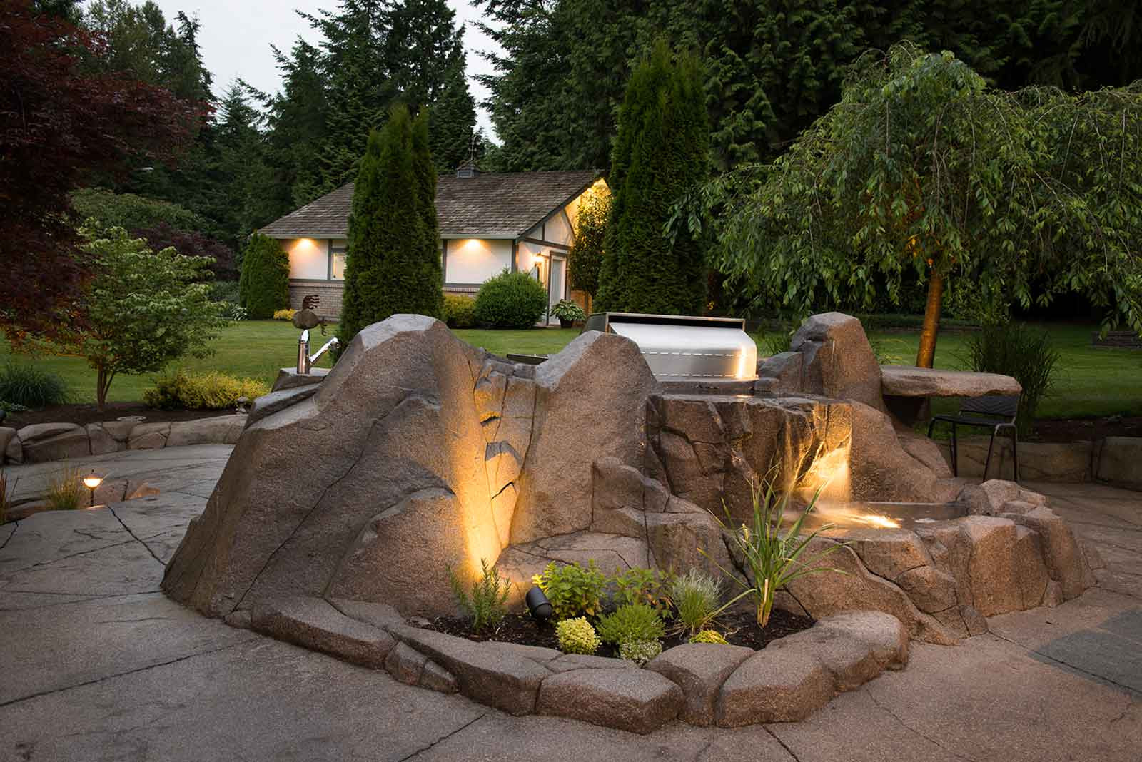 Outdoor Landscape Backyard
 Lighting