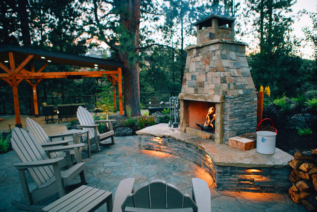 Outdoor Landscape Firepit
 Fire Pits and Outdoor Fireplaces