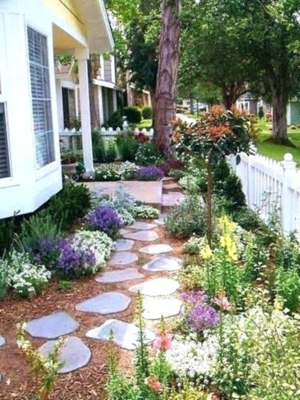Outdoor Landscape Ideas
 40 Beautiful Small Front Yard Landscaping Ideas Bored Art