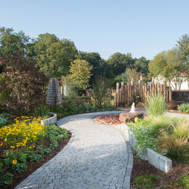Outdoor Landscape Ideas
 15 Outstanding Contemporary Landscaping Ideas Your Garden