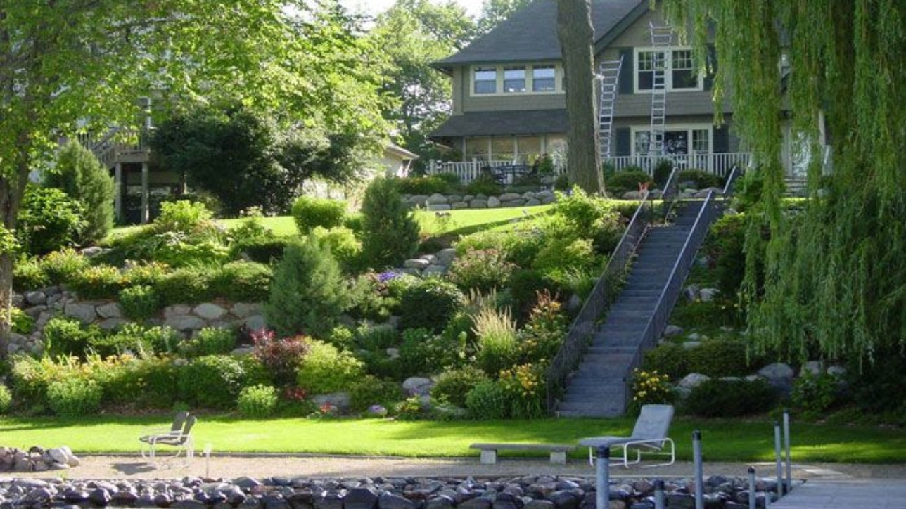 Outdoor Landscape Slope
 Landscaping on a Steep Slope or Hillside in the Lower Mainland