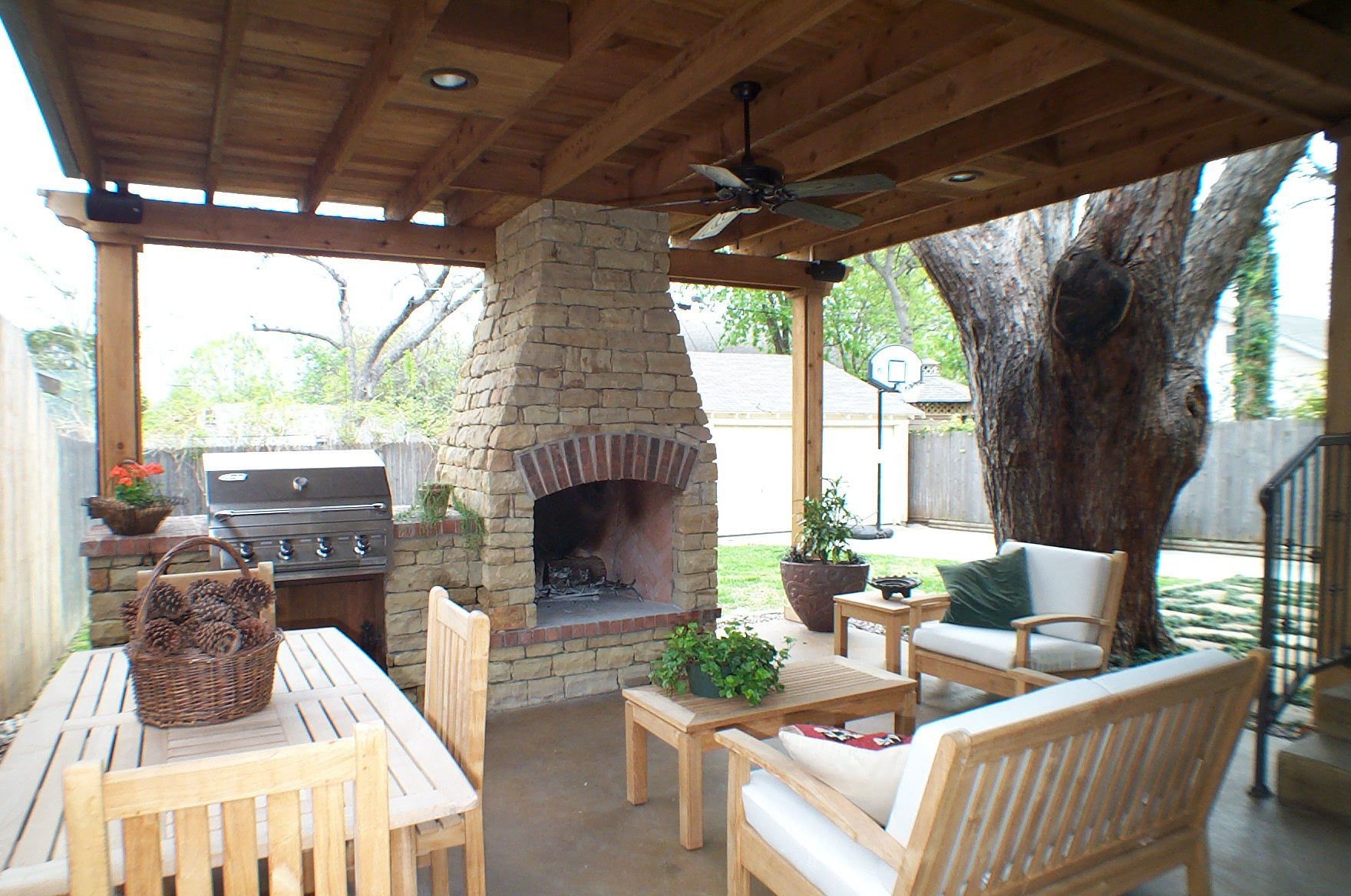 Outdoor Living Room Ideas
 Your Guide to Attractively Cozy Outdoor Living Room