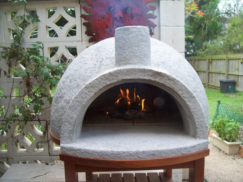 Outdoor Oven DIY
 DIY Video How to Build a Backyard Wood Fire Pizza Oven