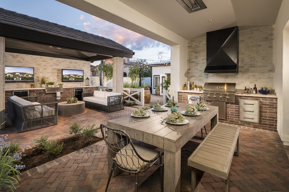 Outdoor Patio Kitchen
 Dream Designs & Ideas For Your Outdoor Kitchen