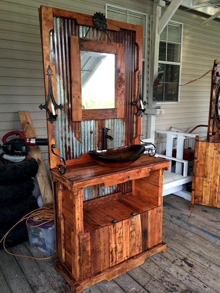 Pallet Bathroom Vanity
 50 DIY Pallet Ideas That Can Improve Your Home