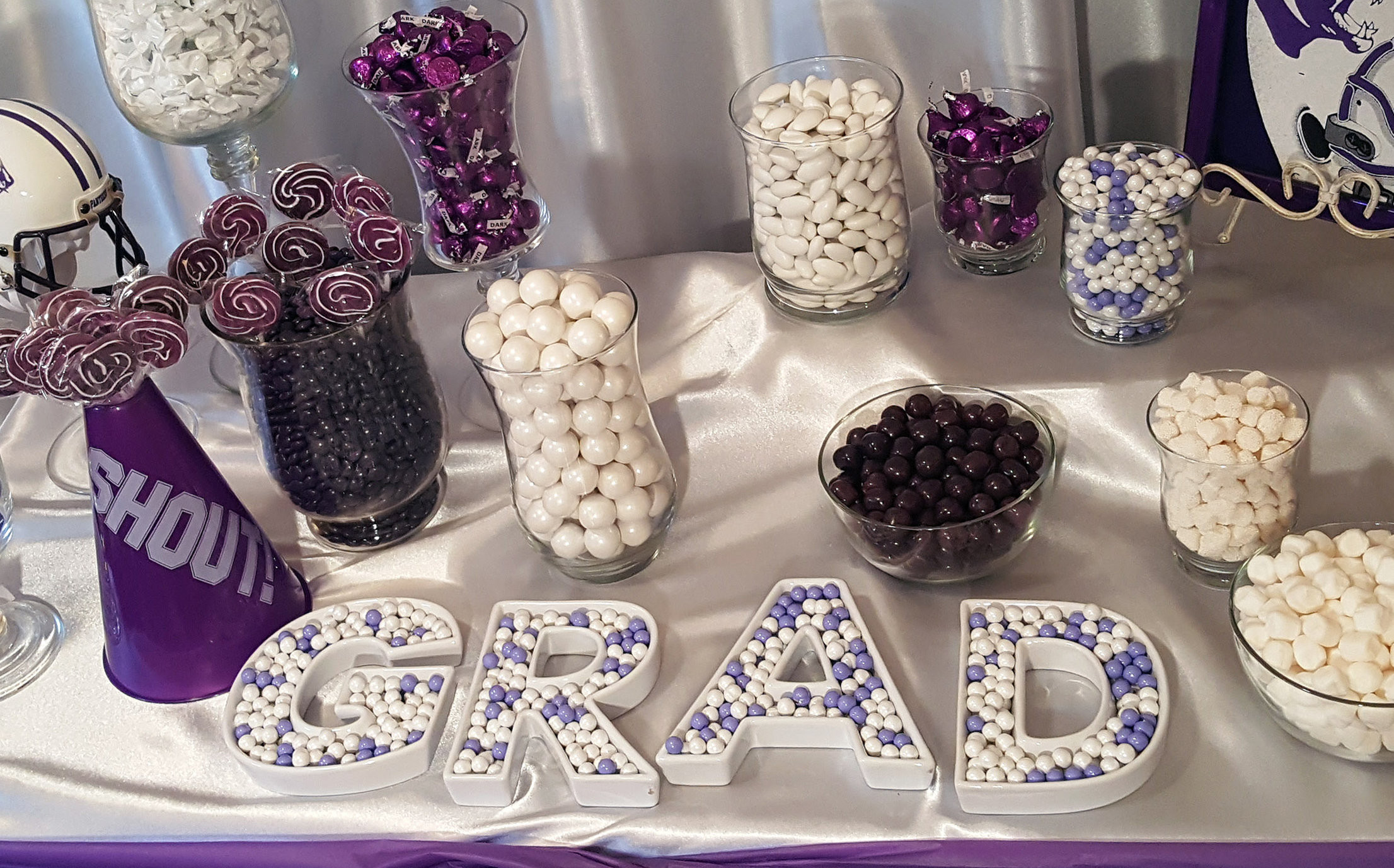 Party Favor Ideas For Graduation Party
 Graduation Party Favors & Personalized Wrapped Candy Bars
