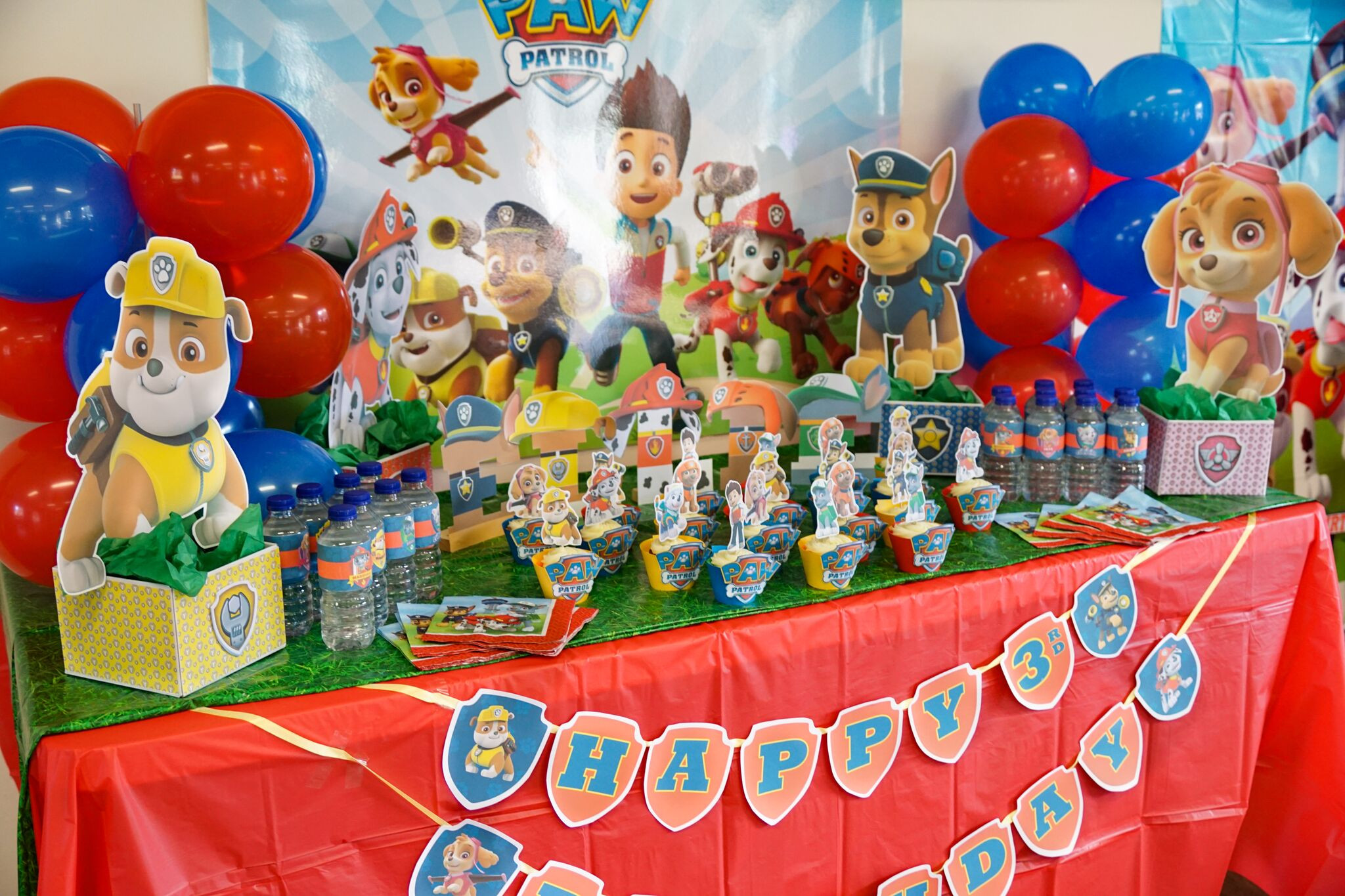 Paw Patrol Decorations DIY
 PAW PATROL CUPCAKE TOPPER & WRAPPER TUTORIAL