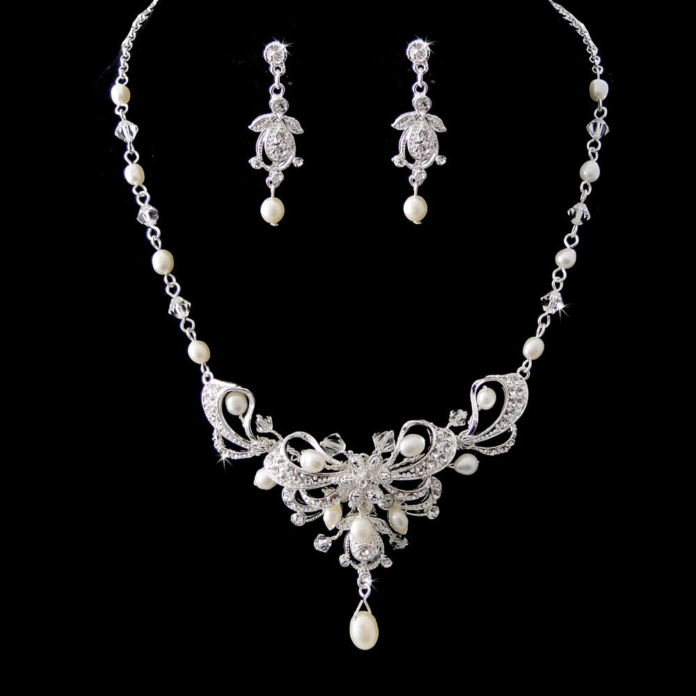 Pearl Necklace Sets
 Freshwater Pearl & Crystal Silver Jewelry Set for Weddings
