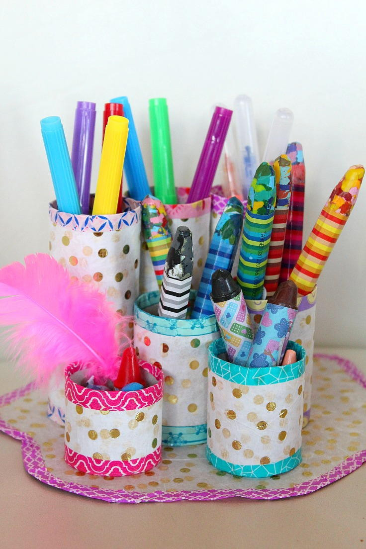 Pen Organizer DIY
 Thrifty DIY Pencil Holder